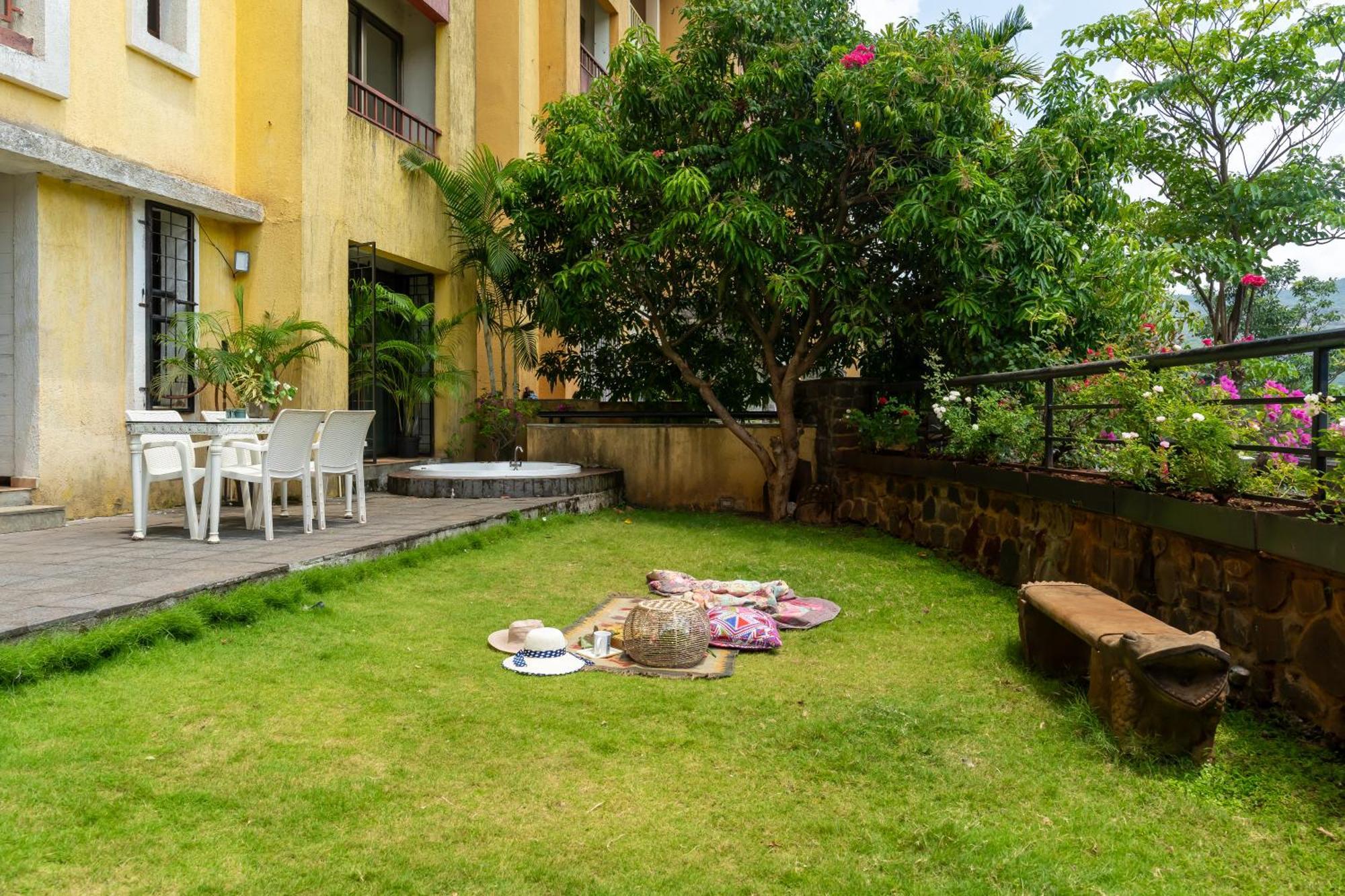 Lavasa Holiday Home Экстерьер фото